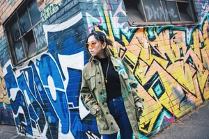 邓紫棋嘻哈范儿街拍帅气写真图片_2