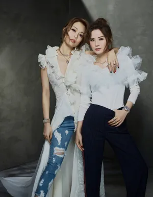 蔡卓妍容祖儿图片  蔡卓妍容祖儿性感图片