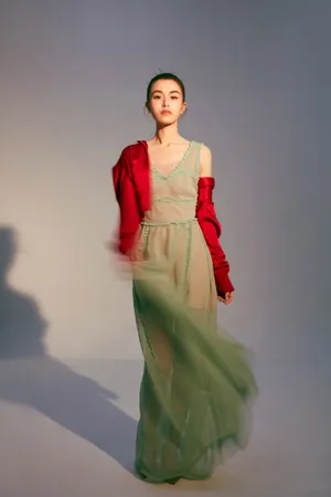 文咏珊欧美范魅惑写真封面大片_3