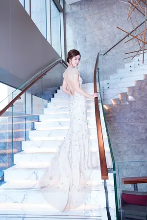 文咏珊图片 文咏珊性感礼服图片_2