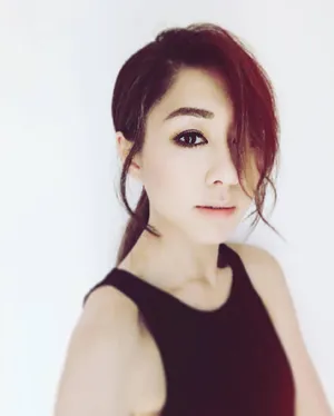 演员胡定欣性感高清图片_2