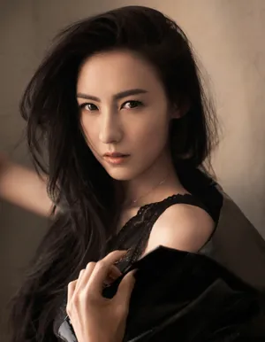 张柏芝时尚杂志性感迷人写真图片