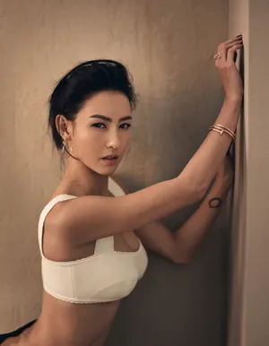 张柏芝时尚杂志性感迷人写真图片_2
