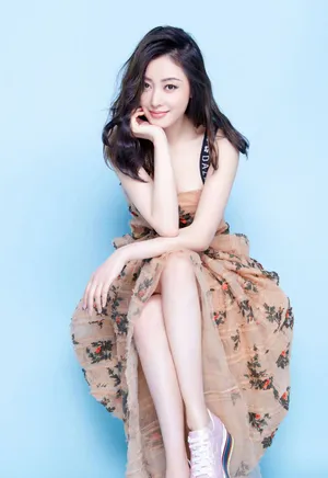 张天爱成熟性感时尚杂志写真图片_5