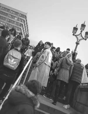 王嘉尔伦敦街头帅气街拍写真图片_3