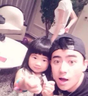 曹格儿子joe生日会 韩庚黄磊张歆艺现身献祝福_14