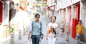 谢霆锋Angelababy开心进餐图片 两人兄弟相称_3
