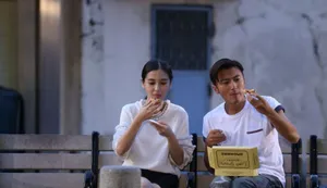 谢霆锋Angelababy开心进餐图片 两人兄弟相称_4