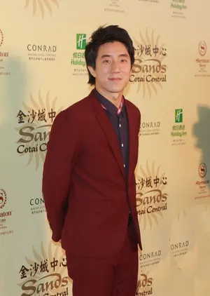 《金沙城中心开幕》典礼上房祖名笑谈萧亚轩和自己衬_3