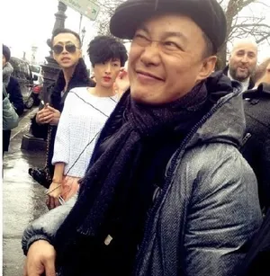 陈奕迅夫妻亮相巴黎时装周Chanel秀场图片