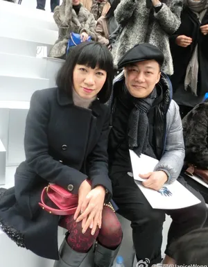 陈奕迅夫妻亮相巴黎时装周Chanel秀场图片_4