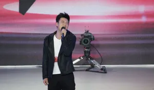 章子怡陈奕迅录制中国最强音 阿兰参赛引关注