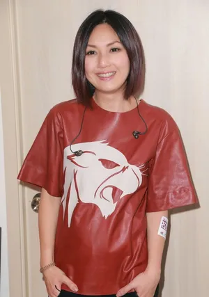 陈奕迅杨千嬅等大牌明星亮相音乐会彩排_3