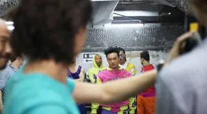 陈奕迅阿SA 合拍广告 休闲出镜默契十足_4