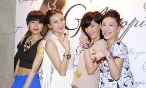 应采儿挺大肚亮相 笑称陈小春老来得子_1
