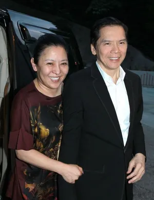 应采儿剖腹诞男婴 陈小春产房前难掩兴奋_3
