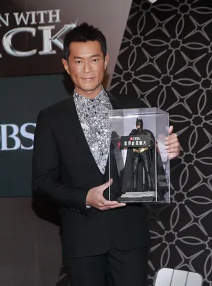 古天乐帅气出席活动 自曝坚持家人团聚庆生_4