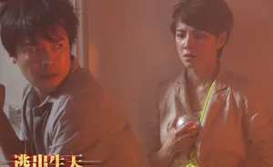 逃出生天再曝剧照 李心洁古天乐爬窗逃跑_6