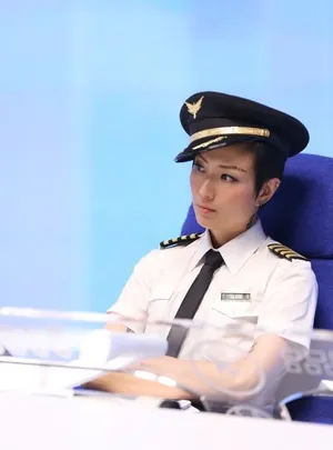 冲上云霄海报 古天乐吴镇宇黑超酷劲亮相