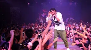 艳照门男主陈冠希夜店卖力献唱引围观 陈冠希演唱会活动图片_5