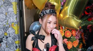 陈冠希前女友黄榕亮相 酥胸半露谈感情 性感迷人_4