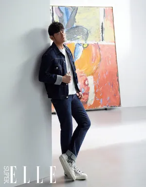 周杰伦艺术主题黑西装酷帅写真图片