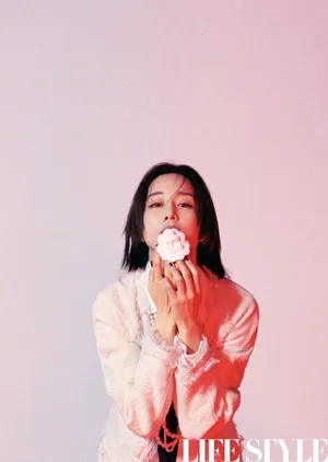 张钧甯优雅性感封面大片写真图片_5