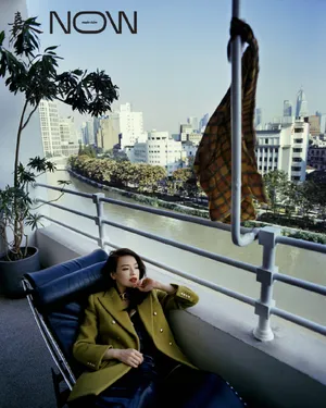 舒淇红唇美艳江景大片写真图片_4