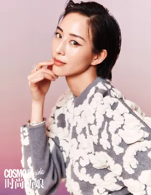 张钧甯婚纱美丽圣洁香肩写真图片_5