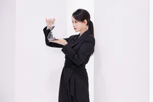 伊能静性感甜酷写真图片第1张