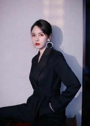 伊能静性感甜酷写真图片_3