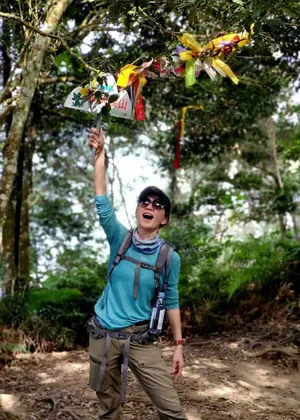SHE三人合体相约登山美照图片_2