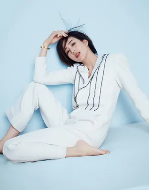 性感女明星张钧甯优雅撩人写真