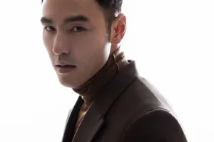 阮经天马甲西装优雅绅士写真图片_5