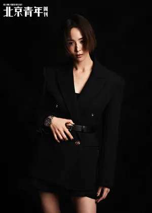 张钧甯黑色系酷飒性感写真图片_3