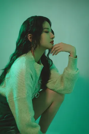 陈昕葳甜飒性感甜美图片写真
