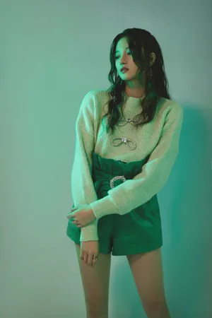 陈昕葳甜飒性感甜美图片写真_4