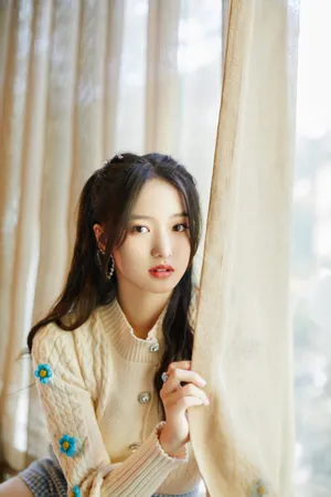 气质美女陈昕葳甜美图片写真