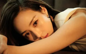 性感美女张钧甯妩媚长裙优雅个性写真