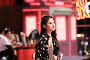 陈昕葳元气养眼综艺剧照图片_2