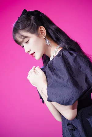 陈意涵黑裙性感养眼写真图片
