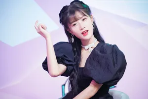 陈意涵黑裙性感养眼写真图片_7