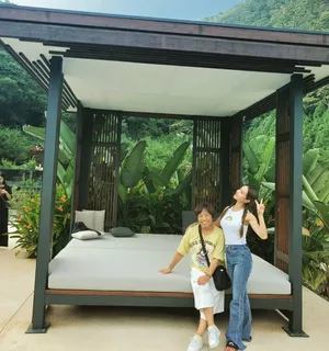 蔡依林携亲友生日度假惬意十足美照图片