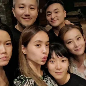 蔡依林携亲友生日度假惬意十足美照图片_3
