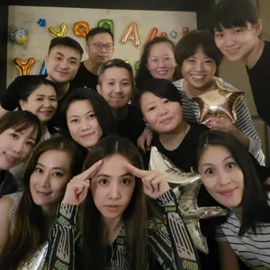 蔡依林携亲友生日度假惬意十足美照图片_4
