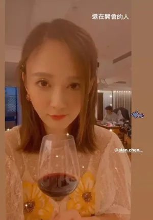 陈乔恩艾伦共进烛光晚餐亲密甜蜜美照图片_7