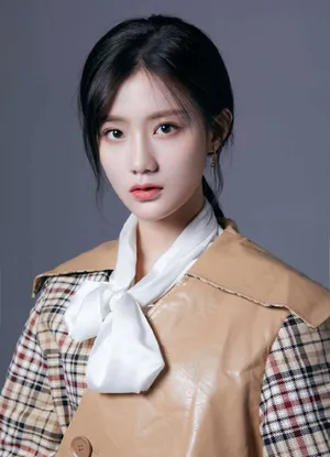 陈意涵清新格纹裙性感写真图片_1