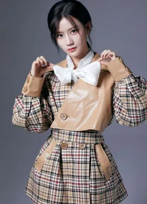 陈意涵清新格纹裙性感写真图片_3