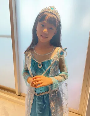 卓依婷携女儿游玩亲密幸福美照图片_2