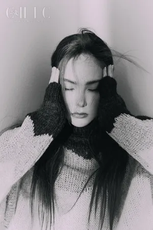 昆凌凌乱长发优雅写真图片_5